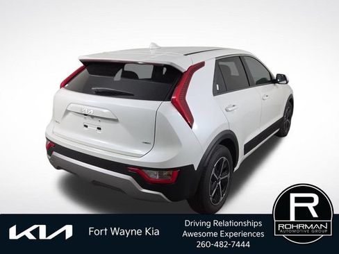 Used 2026 Kia Niro LX FWD image 6