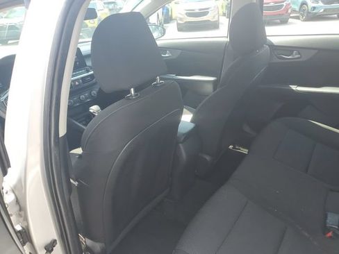 Used 2021 Kia Forte LXS FWD image 13