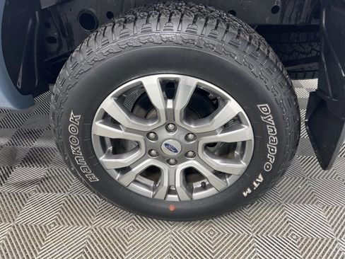 Used 2023 Ford Ranger Lariat w/ FX4 Off-Road Package image 8