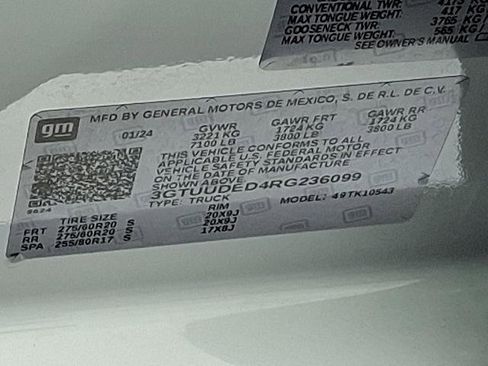 Used 2024 GMC Sierra 1500 SLT w/ SLT Premium Plus Package image 26