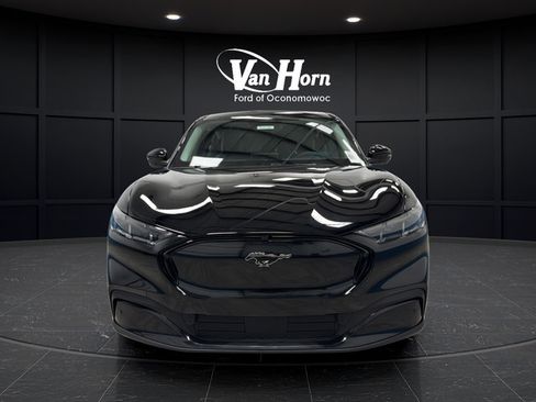Used 2025 Ford Mustang Mach-E Premium AWD/4WD image 2