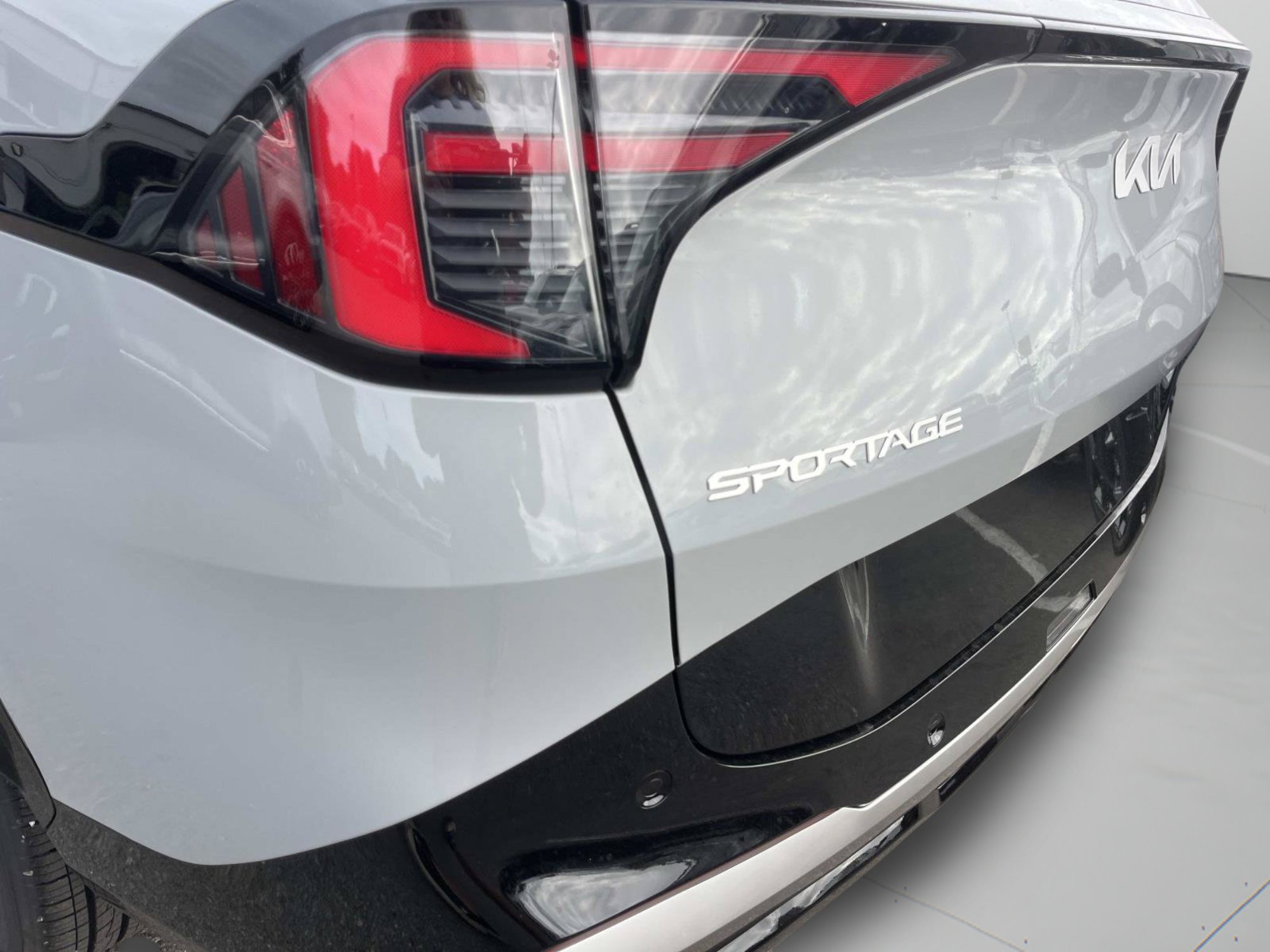 New 2027 Kia Sportage SX FWD image 10