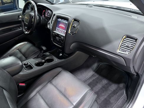 Used 2018 Dodge Durango R/T w/ Technology Group AWD/4WD image 16