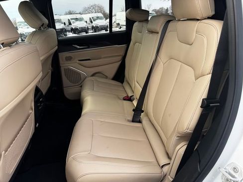 New 2026 Jeep Grand Cherokee Limited w/ Luxury Tech Group II image 21