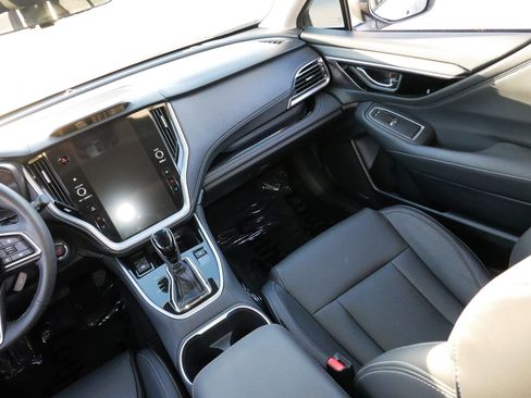 Used 2024 Subaru Outback Touring XT image 11