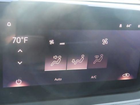 Used 2025 Buick Envista Sport Touring w/ Convenience I Package FWD image 34