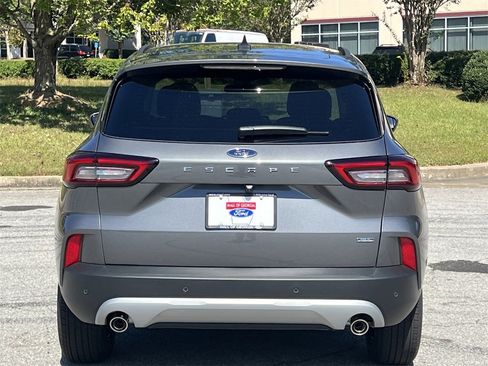 New 2026 Ford Escape SE image 26