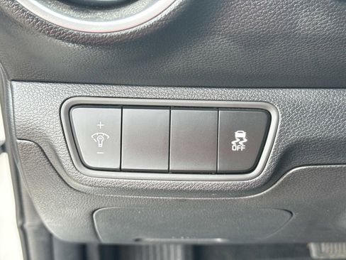 Used 2024 Kia Forte LXS FWD image 20