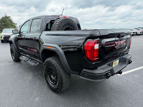 Used 2024 GMC Canyon AT4X w/ AT4X AEV Edition AWD/4WD image 5