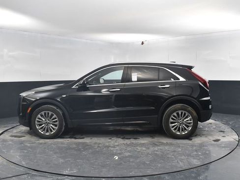 Used 2024 Cadillac XT4 Premium Luxury image 5