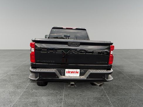 New 2026 Chevrolet Silverado 2500 Custom w/ Custom Value Package AWD/4WD image 4