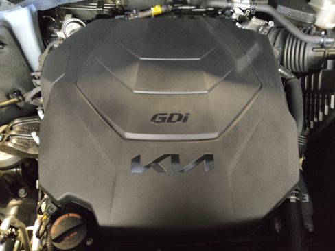 Used 2022 Kia Telluride LX AWD/4WD image 30