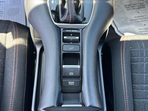 Certified 2025 Honda HR-V Sport image 27