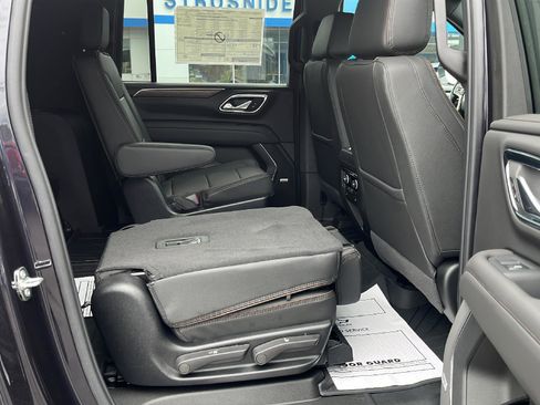 New 2024 Chevrolet Suburban High Country image 33