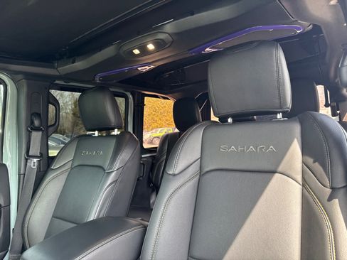 Used 2024 Jeep Wrangler Sahara w/ Technology Group image 14