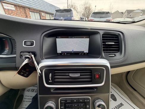 Used 2015 Volvo S60 T5 Premier image 47