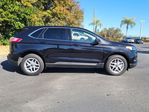 Used 2024 Ford Edge SEL image 8