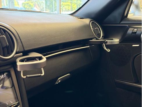 Used 2006 Porsche Cayman S image 29