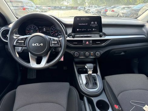 Used 2023 Kia Forte LXS FWD image 12