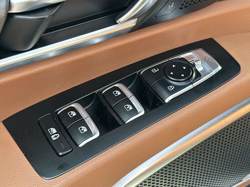 Used 2023 Kia Telluride SX Prestige X-Pro AWD/4WD image 15