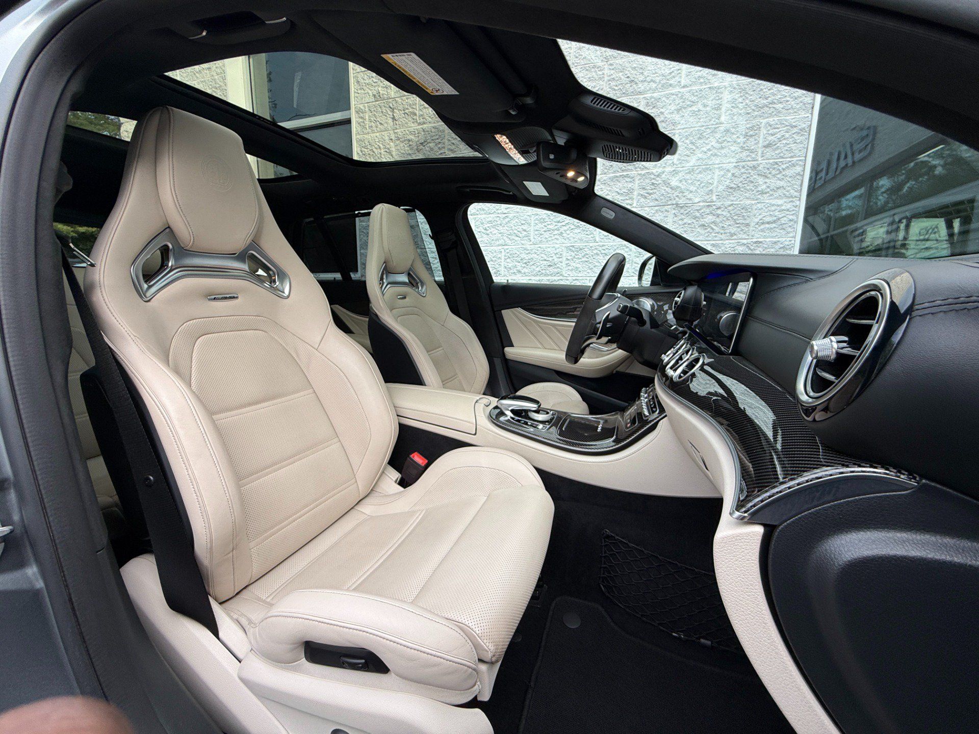 Used 2018 Mercedes-Benz E 63 AMG S image 31