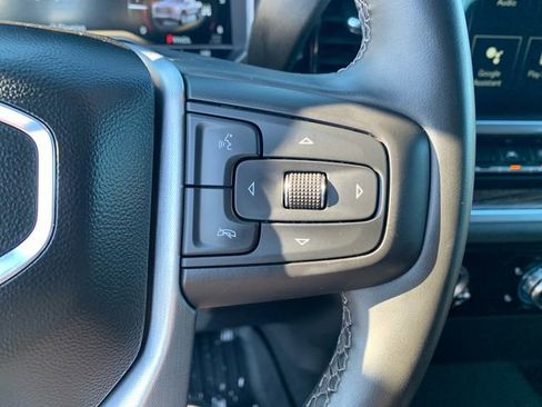 Used 2023 GMC Sierra 1500 Elevation image 23