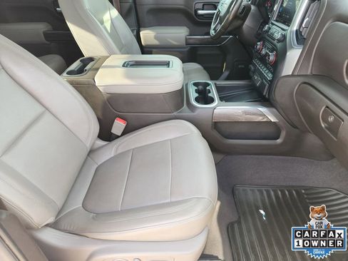 Used 2019 Chevrolet Silverado 1500 LTZ w/ LTZ Premium Package image 19