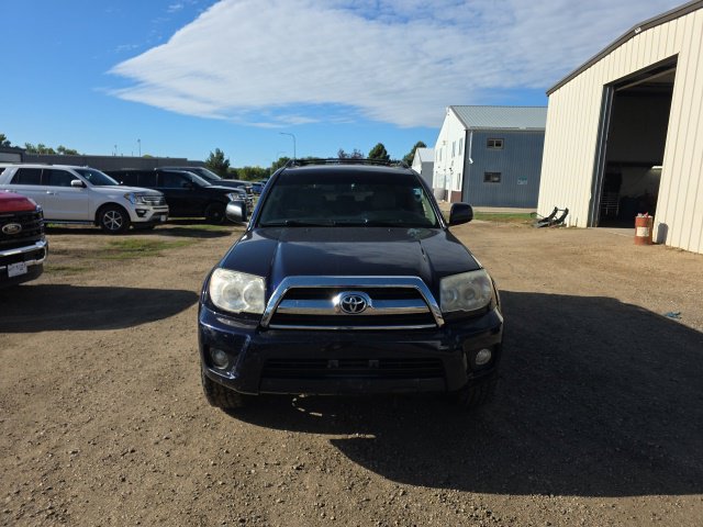 Used 2007 Toyota 4Runner SR5 AWD/4WD image 2