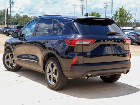 Used 2025 Ford Escape ST-Line AWD/4WD image 2