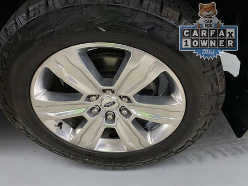 Used 2015 Ford F150 Platinum w/ Equipment Group 701A Luxury AWD/4WD image 20
