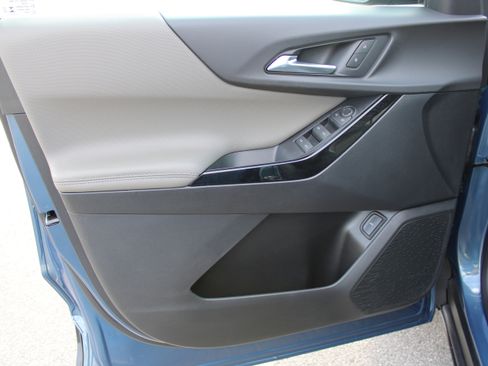 New 2026 Chevrolet Equinox LT w/ Convenience Package II image 28