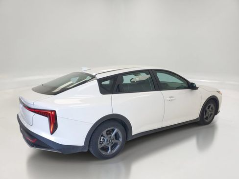 Used 2025 Kia K4 FWD image 5