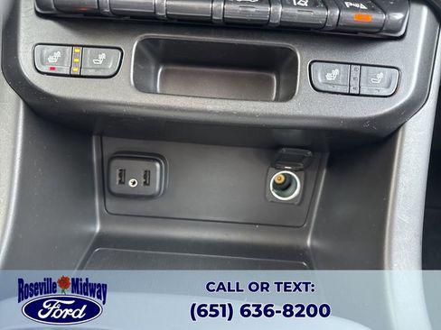 Used 2022 Chevrolet Colorado LT w/ Safety Package image 18