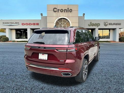 Used 2023 Jeep Grand Cherokee Overland RWD image 3