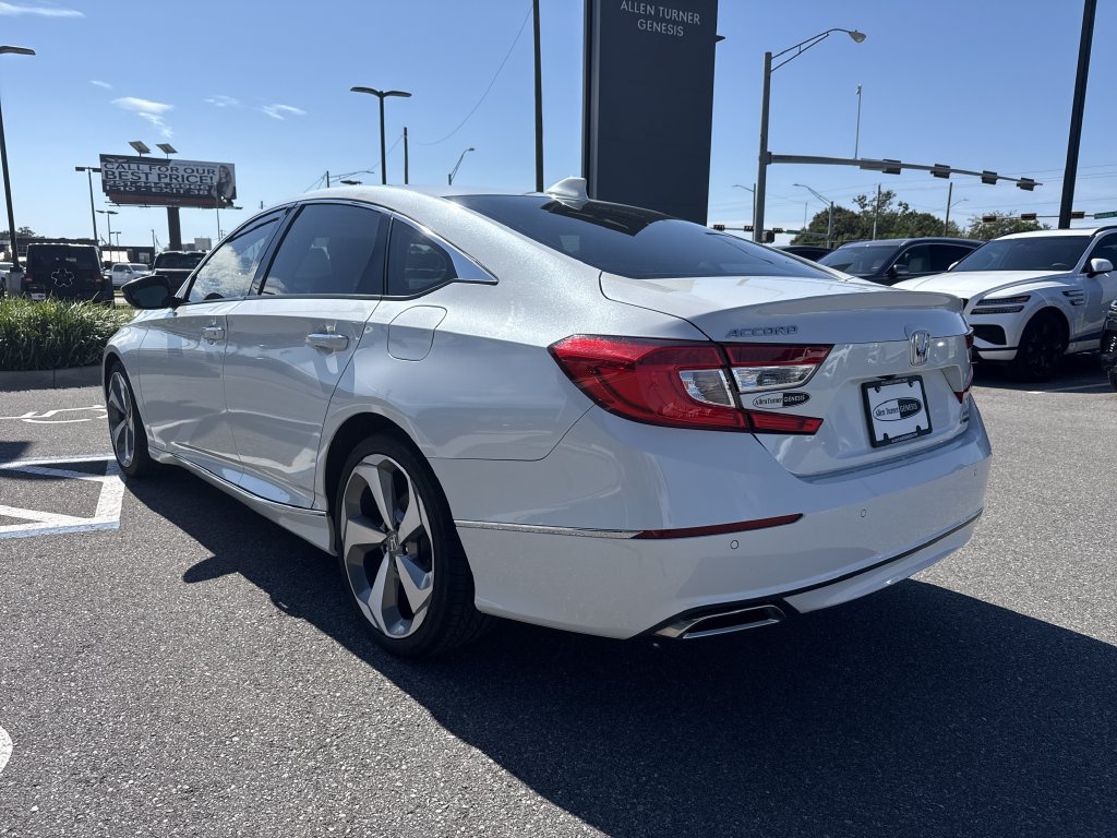 Used 2020 Honda Accord Touring image 6