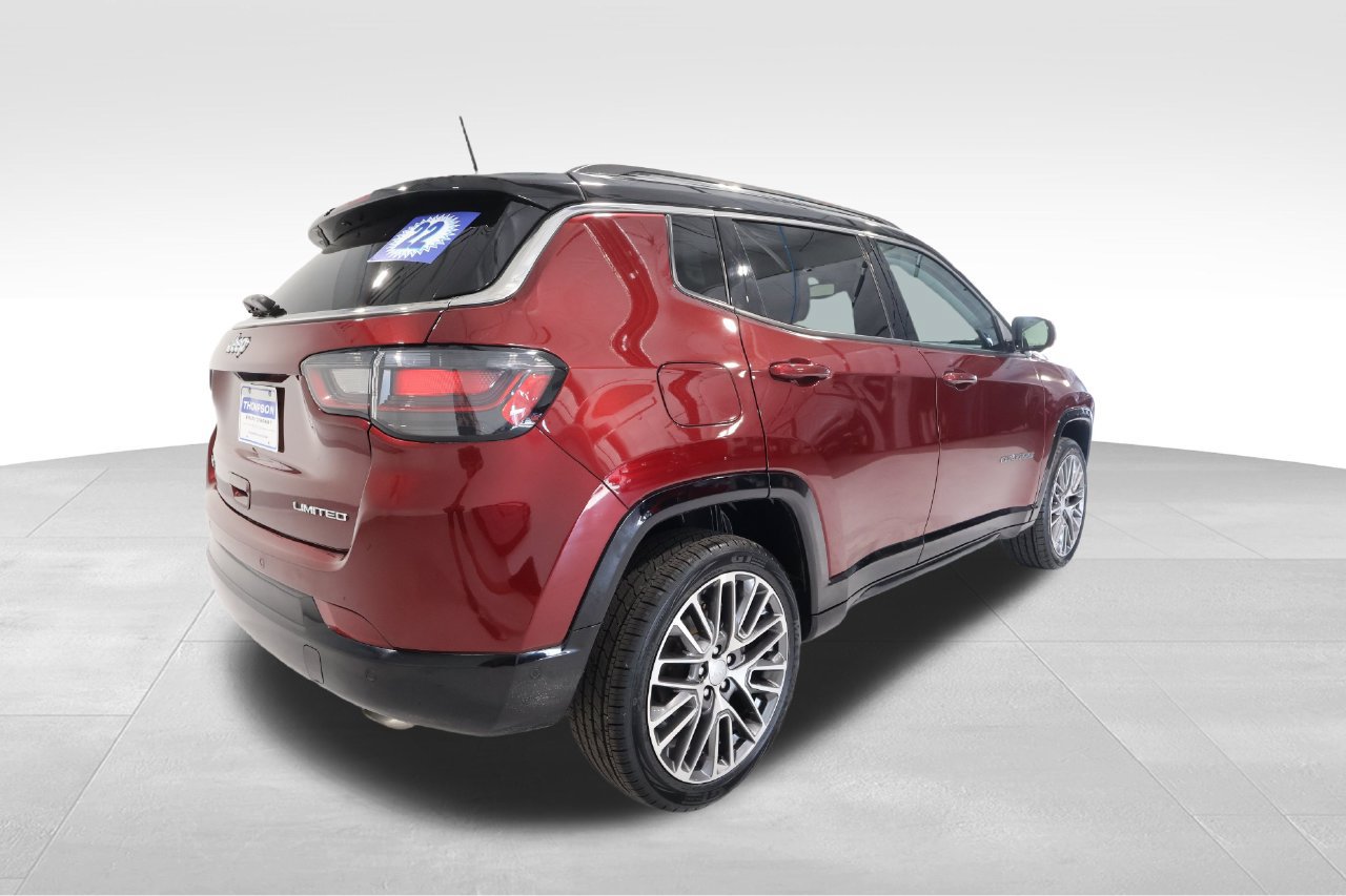 Used 2022 Jeep Compass Limited w/ Elite Group AWD/4WD image 4