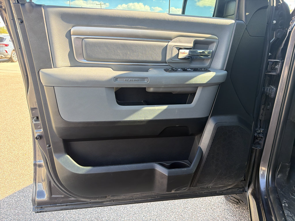 Used 2018 RAM 1500 Big Horn AWD/4WD image 13