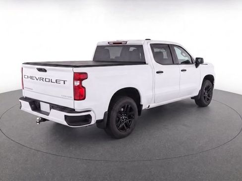 Used 2025 Chevrolet Silverado 1500 Custom RWD image 7