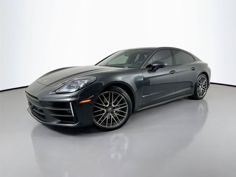 Certified 2024 Porsche Panamera image 1