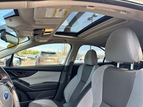 Used 2021 Subaru Crosstrek 2.0i Premium w/ Moonroof Package image 27