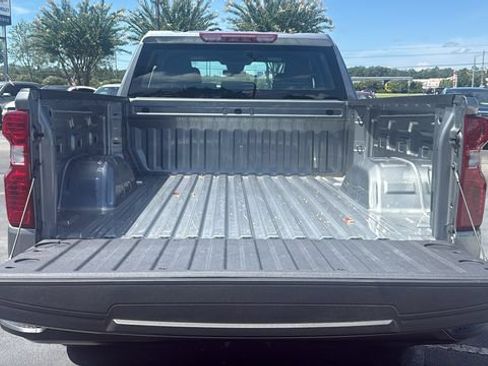 Used 2025 Chevrolet Silverado 1500 W/T RWD image 10