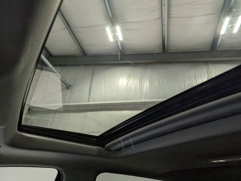 Used 2020 GMC Sierra 1500 SLT w/ SLT Premium Plus Package image 30