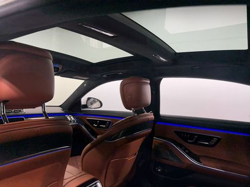 Used 2023 Mercedes-Benz S 580e S 580e w/ AMG Line image 26