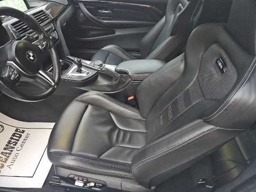 Used 2018 BMW M4 Coupe RWD image 5