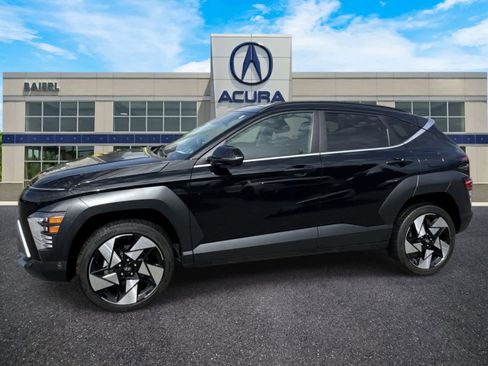 Used 2024 Hyundai Kona Limited image 2