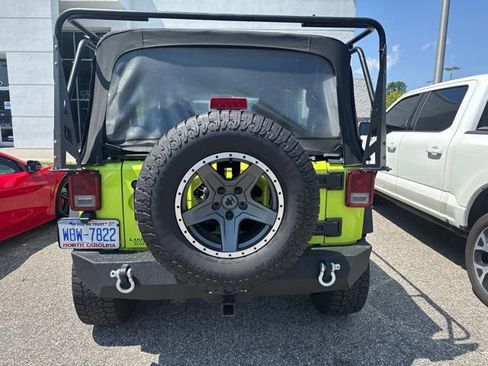 Used 2016 Jeep Wrangler Unlimited Sport w/ Connectivity Group AWD/4WD image 5