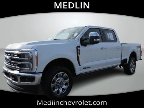 Used 2023 Ford F250 Lariat w/ Lariat Ultimate Package image 4