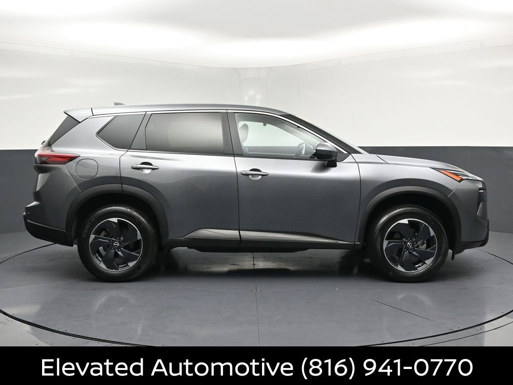 Certified 2026 Nissan Rogue SV AWD/4WD image 25