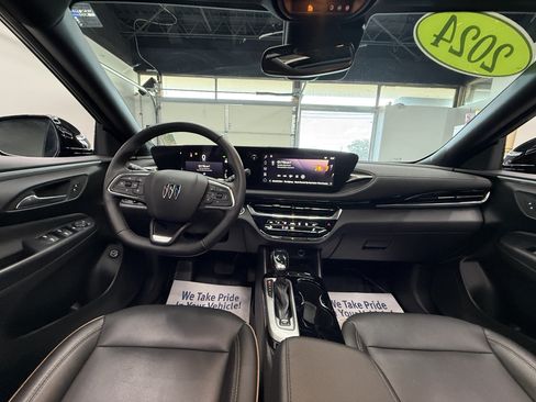 Used 2024 Buick Envista Avenir FWD image 12