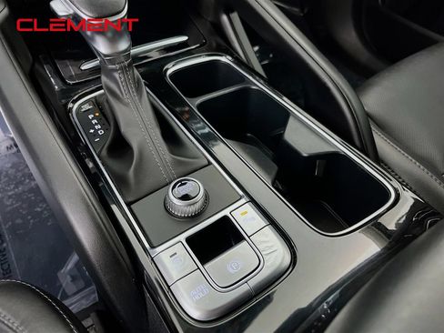 Used 2024 Kia Telluride S FWD image 23